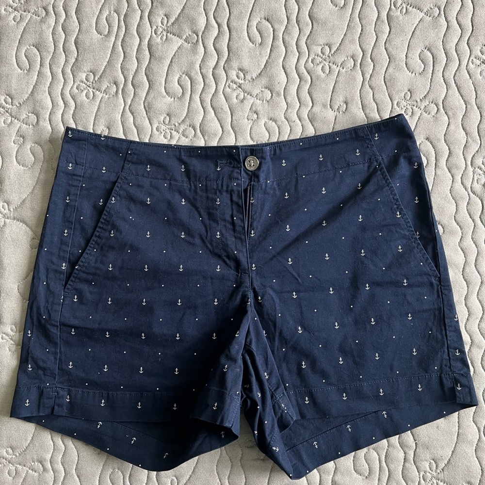 NAUTICA High Rise shorts, Navy with anchors, Size 8